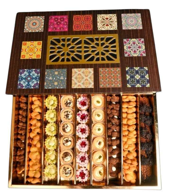 Petit Four  - بيتي فور